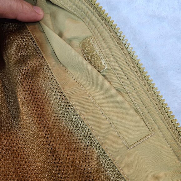 Duluth Mens Tan Jacket 2XL Nylon Gusset under arm windproof Casual Office Beach - Picture 6 of 15